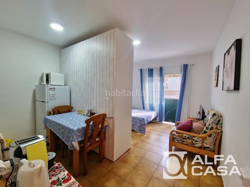 Foto f394978d-4d8d-4cd9-a8cc-14e35dfd4bc7. Piso estudio reformado en venta en Fenals, a 5 minutos de la playa en Lloret de Mar