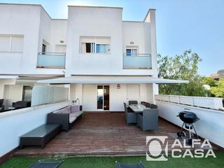 Casa adossada a Santa Clotilde. Casa en venta fenals, 2 plantas con garaje, terrazas y zonas com