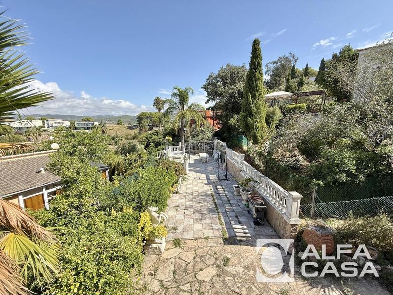 Foto 8fb0da18-2e86-47ea-8c27-09b830be7f11. House with parking pool in Fenals Lloret de Mar