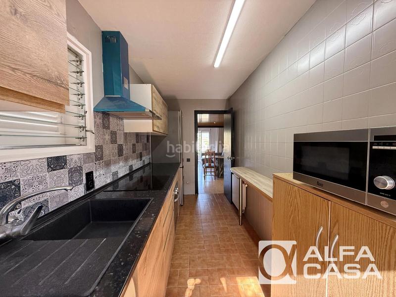 Foto eb492d38-ef2d-4735-989b-17afb21585a1. House with parking pool in Fenals Lloret de Mar