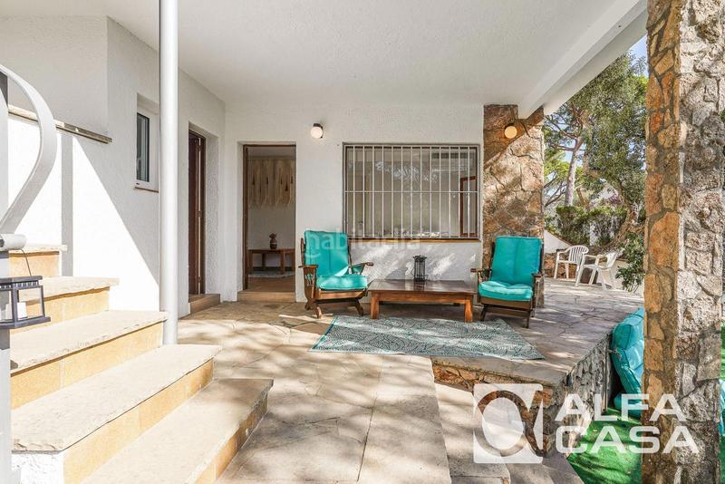 Foto 103c560a-89cc-4380-81a9-6048b3f00ca2. Lloguer casa amb calefacció piscina a Canyelles Lloret de Mar