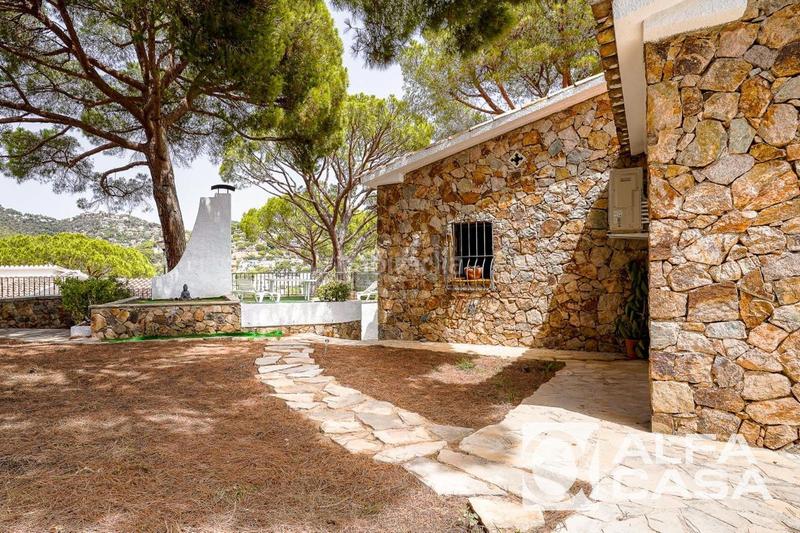 Foto 3f1e3445-f578-4d57-91fa-5b8355ec335f. Location maison avec chauffage piscine dans Canyelles Lloret de Mar