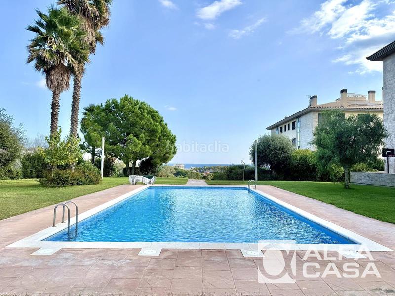 Foto e0cd24b1-e8db-49bf-9339-d5812f9e76c6. Flat with heating parking pool in Centre Lloret de Mar