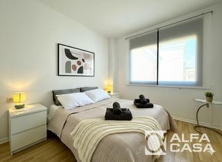 Appartement  Cienfuegos. Luminoso ático con licencia turística, terraza y piscina en fena