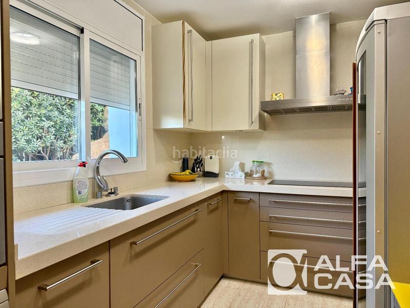 Foto 14b4208f-8f89-4eac-9831-6a1b69460023. Casa amb calefacció aparcament piscina a Santa Clotilde Lloret de Mar