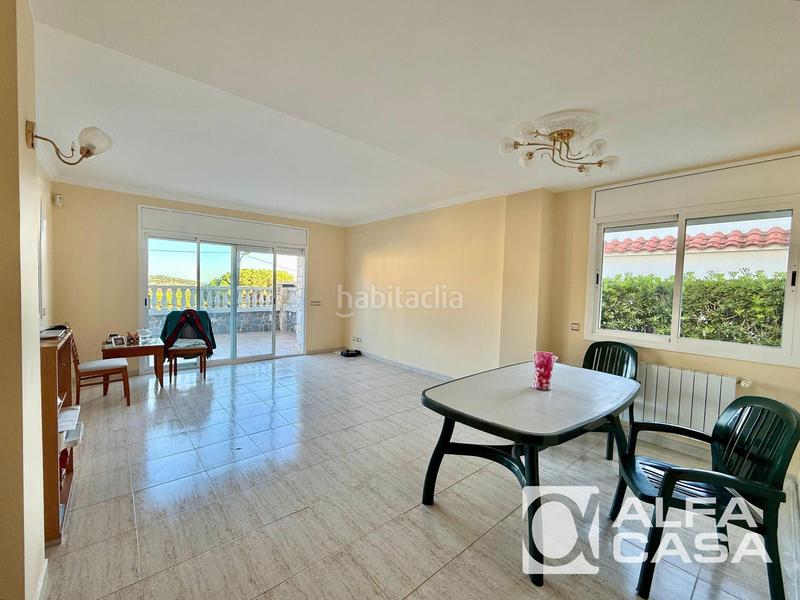 Foto f5d942db-07d7-4a8e-8f98-7bf1a3343930. Casa amb calefacció aparcament piscina a Santa Clotilde Lloret de Mar