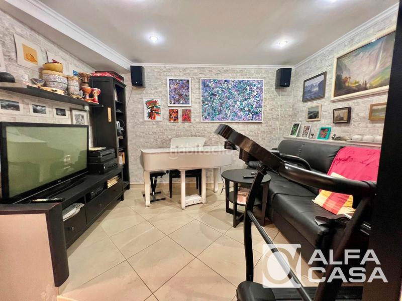 Foto 5fbb5d13-2746-4af6-81c5-b613ae1ec7d0. Haus mit heizung in La Salut Badalona