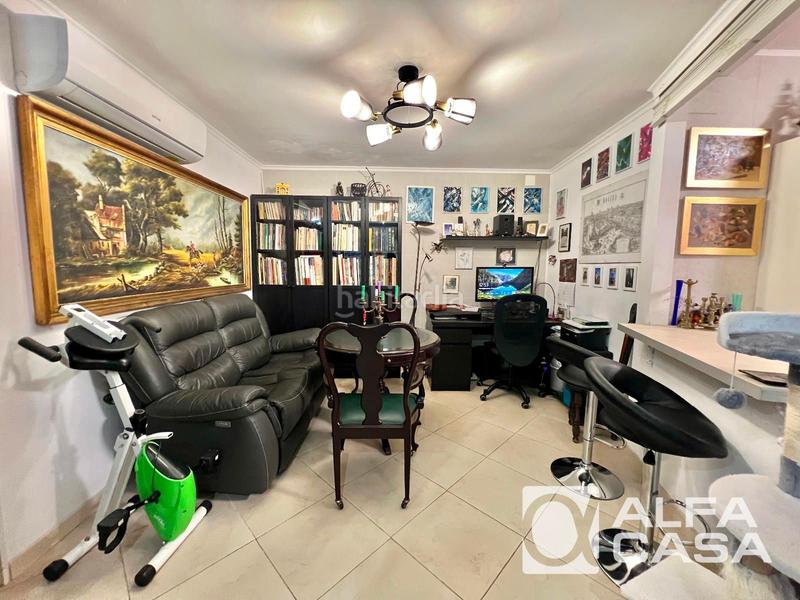 Foto 99687d54-50d1-49d5-b922-4e185de874de. Haus mit heizung in La Salut Badalona