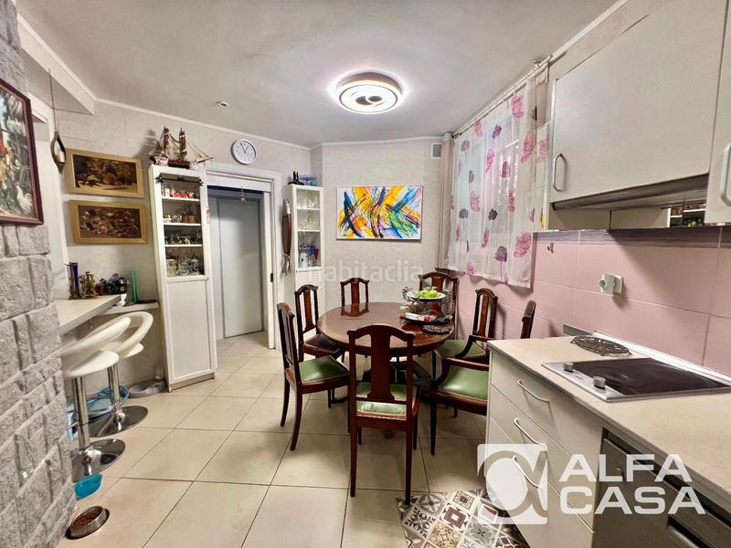 Foto dcbe5618-b1b0-41ac-92a5-0796a3fea37f. Haus mit heizung in La Salut Badalona