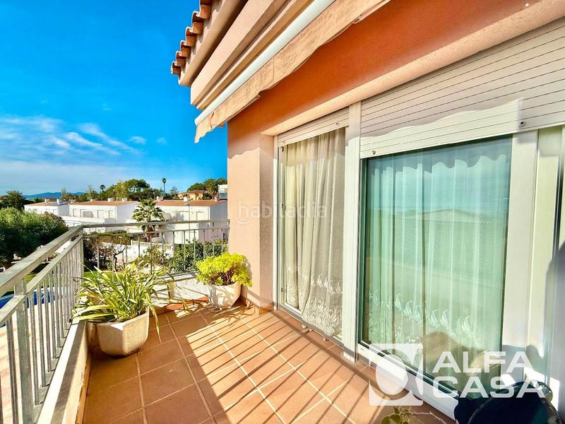 Foto cb769689-5a36-46ea-9dfb-fbf46404f714. House with heating parking pool in Roca Grossa Lloret de Mar