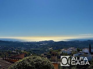Haus  Maresma. Casa en venta en lloret blau con vistas al mar