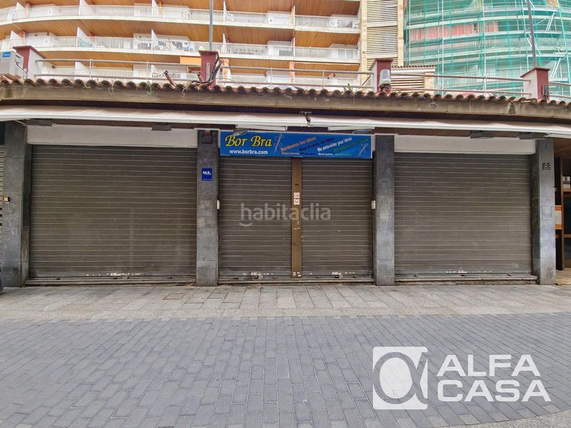 Foto c9f48254-470d-461a-baef-f69da0350f4e. Local comercial a Centre Lloret de Mar