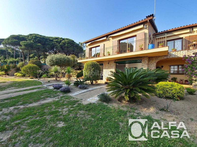 Foto 44d5650a-874a-4bd2-9c5c-4e58e41cbf8d. Casa amb calefacció aparcament a Serra Brava Lloret de Mar