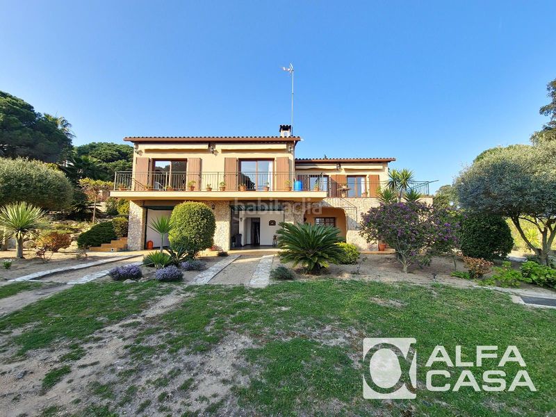 Foto adc64abe-a2cd-41ca-a8ee-87726bfe09bd. Casa amb calefacció aparcament a Serra Brava Lloret de Mar