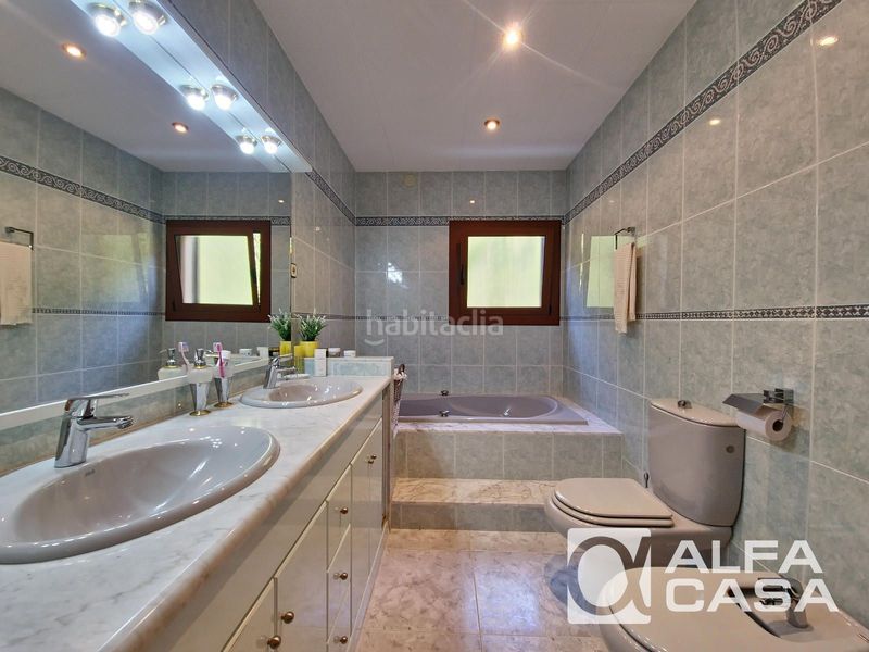 Foto b4743258-6709-454d-80db-aa804e116e51. Casa amb calefacció aparcament a Serra Brava Lloret de Mar