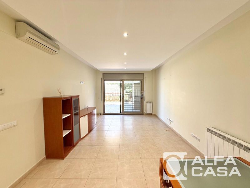 Foto fcb2e876-e455-4c0b-974b-36f5bcd7b074. Piso bajo con terraza en rieral, en El Molí-El Rieral Lloret de Mar