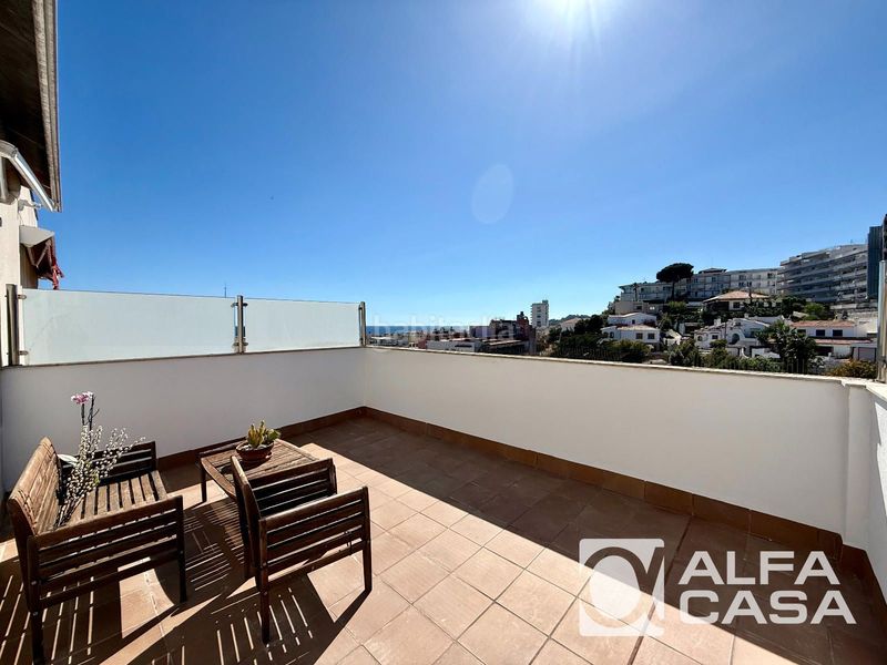 Foto 7a0cef93-444b-4bba-bc29-0a324d5bd64c. Pis amb calefacció aparcament a Centre Lloret de Mar