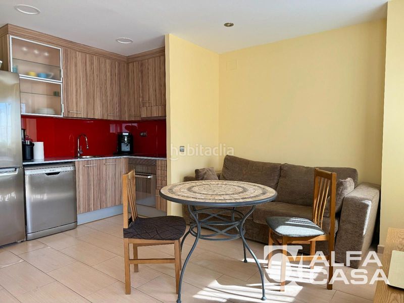 Foto 96a03c88-303a-4704-8585-e12f938d5986. Pis amb calefacció aparcament a Centre Lloret de Mar