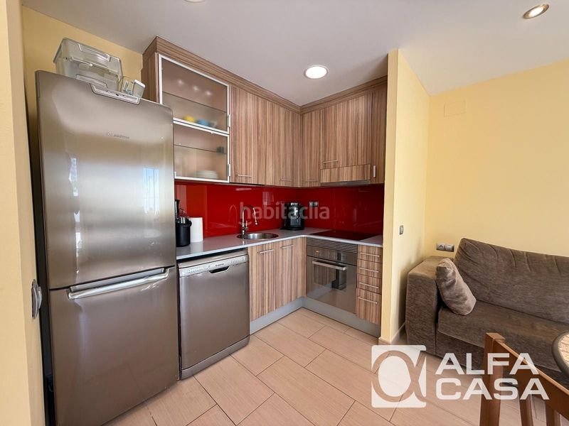 Foto a7800677-9da7-48c6-97db-9b682fe2edfe. Pis amb calefacció aparcament a Centre Lloret de Mar