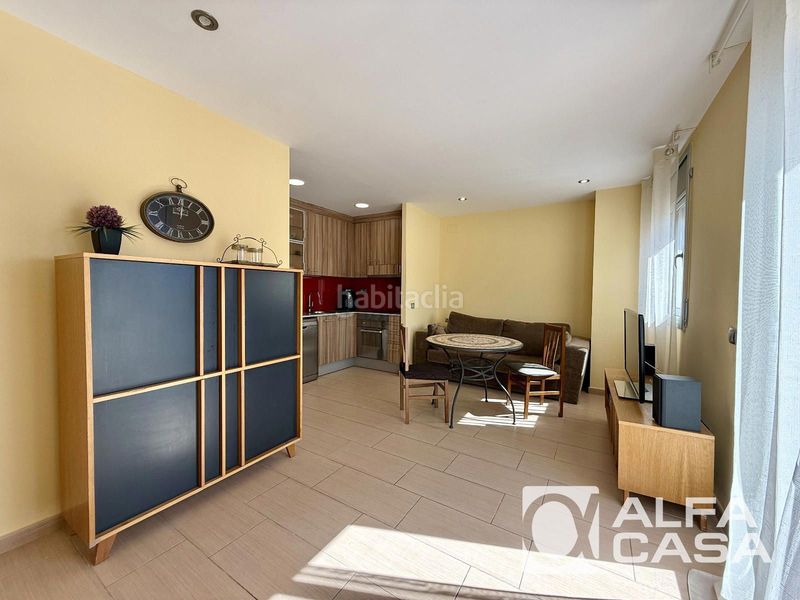 Foto d2f309a2-8b1f-4785-abdf-c36e331a850e. Pis amb calefacció aparcament a Centre Lloret de Mar