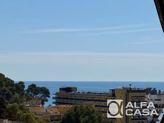 Appartamento  De la vila de tossa. Piso con vistas al mar en lloret de mar  parking incluido