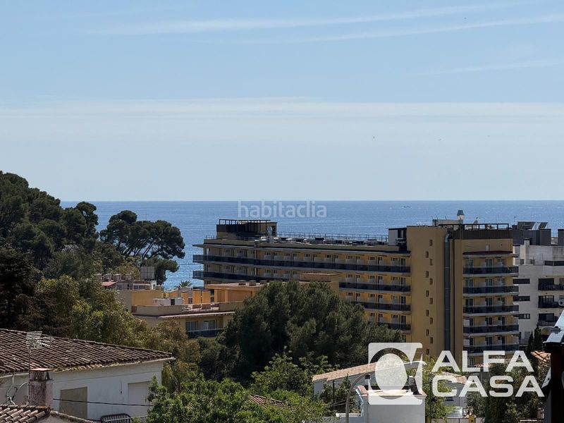 Foto 85c5d789-a79a-46c8-92a0-d6357b83a75b. Pis amb calefacció aparcament piscina a Roca Grossa Lloret de Mar