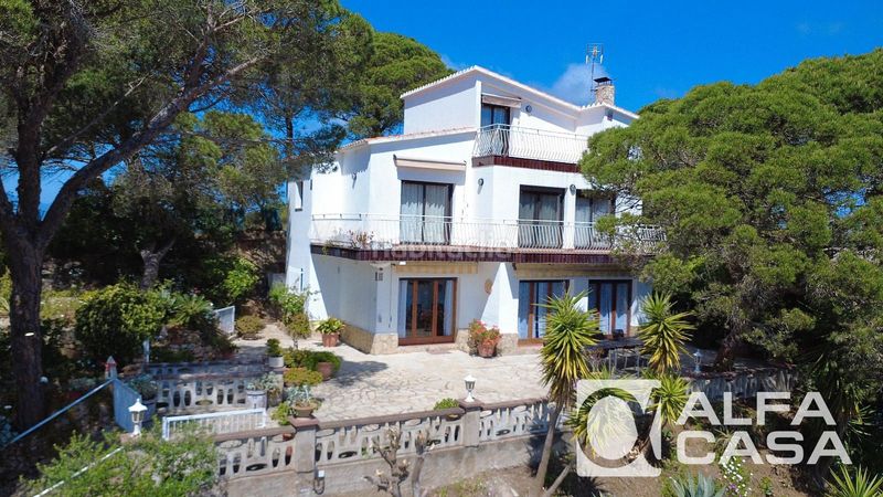 Foto 157858b7-2eb1-4725-8a24-db73c264eb73. Casa amb calefacció aparcament piscina a Santa Cristina-Sant Francesc Blanes