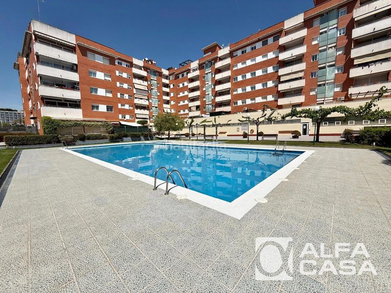 Foto 10c2ee16-f8d8-4cb7-90fe-f0ef542ef932. Pis amb calefacció aparcament piscina a Fenals Lloret de Mar