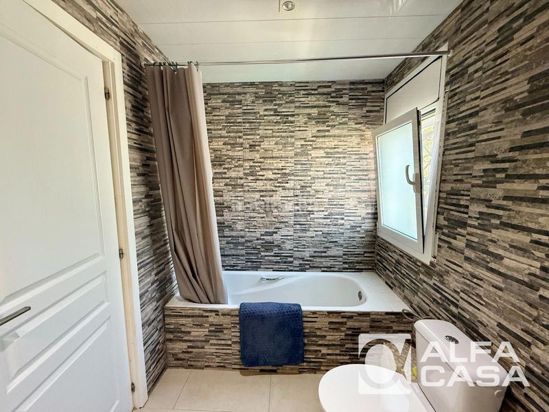 Foto aed8f651-752e-42ec-acab-a67c12102743. Casa amb calefacció piscina a Lloret Blau - La Creu de Lloret Lloret de Mar
