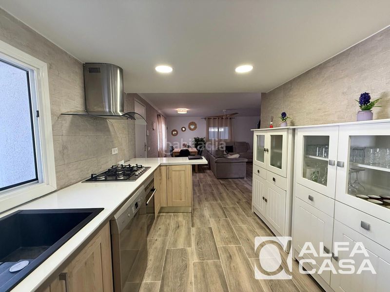 Foto ce838c35-fff5-4e21-a259-5c2cd990886f. Casa amb calefacció piscina a Lloret Blau - La Creu de Lloret Lloret de Mar