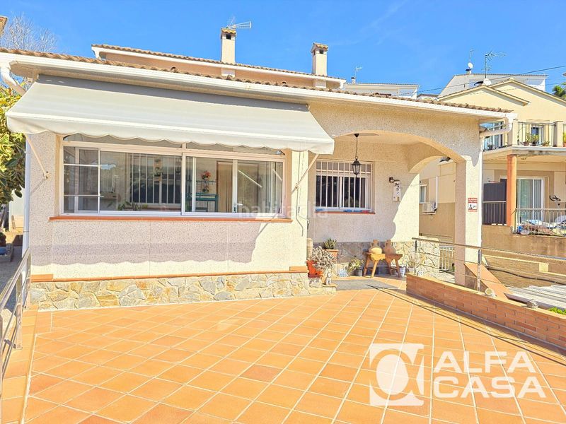 Foto 8ab5b700-c987-45ef-9f78-f28f66f6d325. Casa amb calefacció aparcament piscina a Condado del Jaruco - Puigventós Lloret de Mar