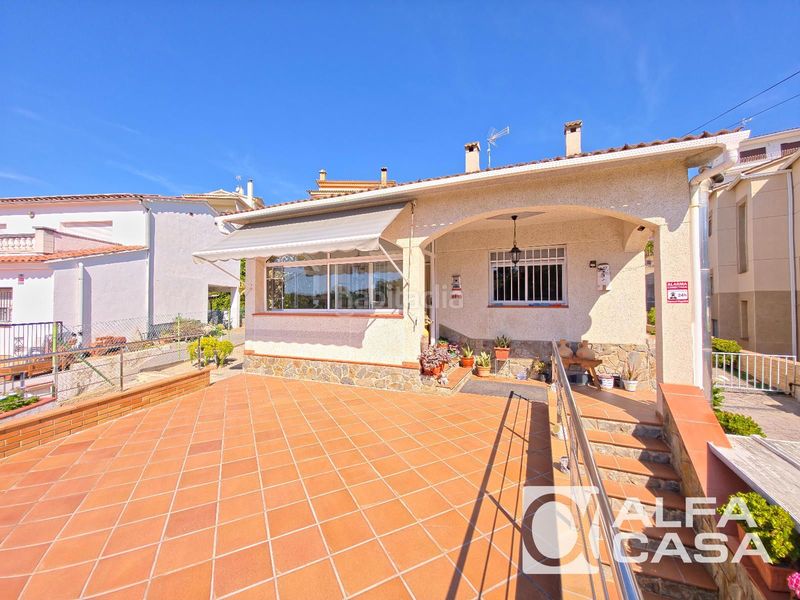 Foto d5f846ff-e826-4262-8007-19d38d17c515. Casa amb calefacció aparcament piscina a Condado del Jaruco - Puigventós Lloret de Mar