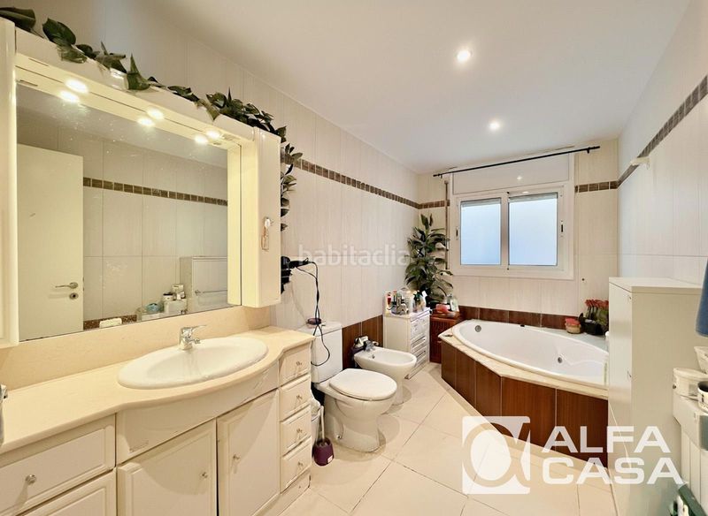 Foto f8837154-1edd-4a38-afd8-f27561cbfe3d. Casa a Lloret Blau - La Creu de Lloret Lloret de Mar