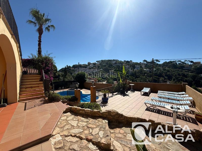 Foto 390f149e-8b0d-470f-8ea1-cbb7522a91de. Casa amb calefacció aparcament piscina a Serra Brava Lloret de Mar