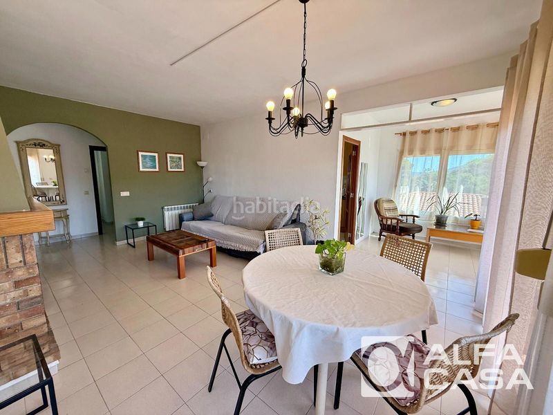 Foto a77bf6cd-78bb-440f-b1f7-d257ab172ee8. Casa amb calefacció aparcament piscina a Serra Brava Lloret de Mar