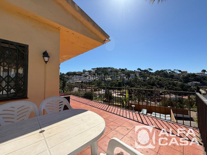 Foto c710a48b-3869-4261-8bce-fd1e0f7408a9. Casa amb calefacció aparcament piscina a Serra Brava Lloret de Mar