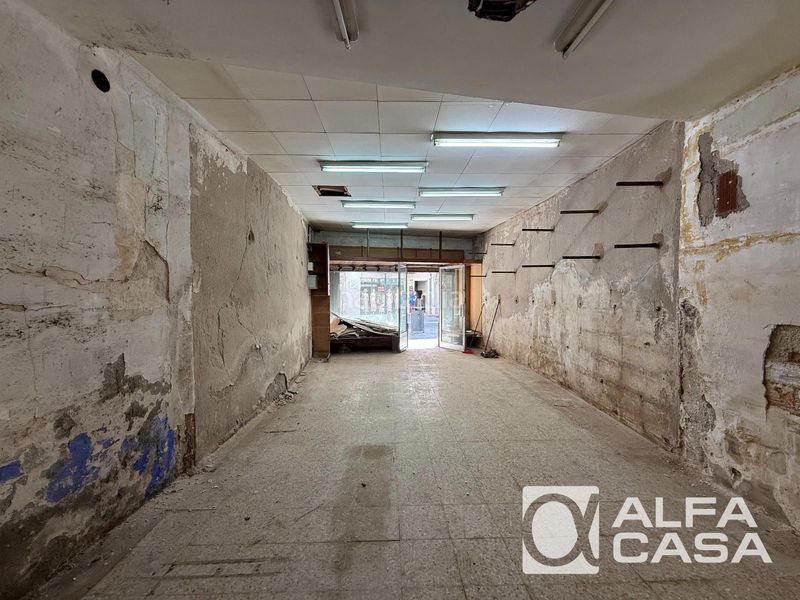 Foto 0e36fb12-5480-4401-b123-7508deab9647. Edificio  en venta con local comercial a 100 m del mar en Blanes