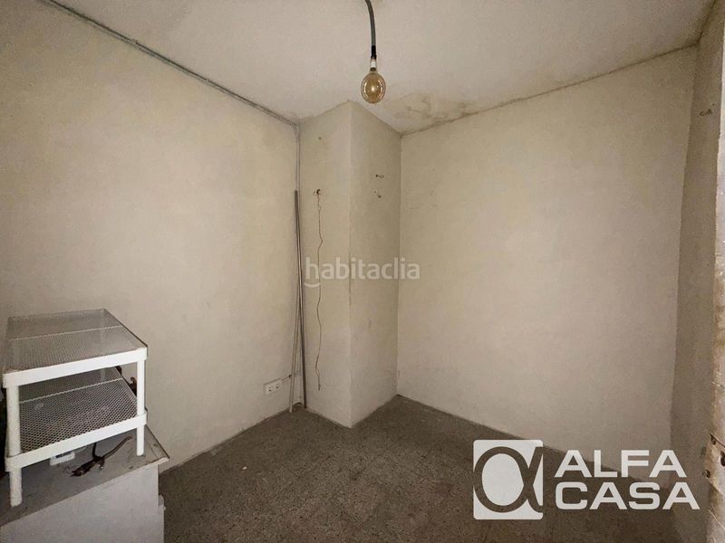 Foto 36934872-4b8f-49c8-8a94-e08483c609c6. Edificio  en venta con local comercial a 100 m del mar en Blanes