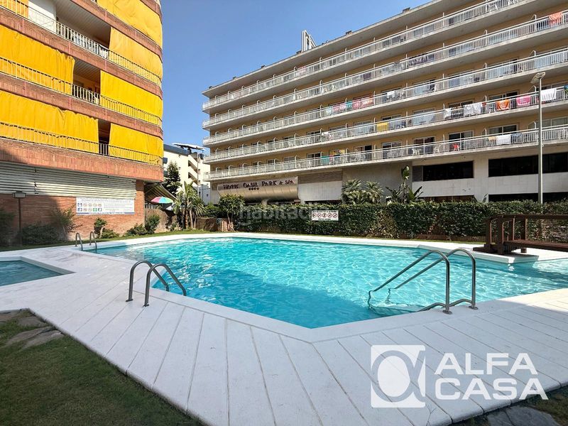 Foto ac0e4229-719c-4d6c-ade9-d5260c0b6946. Pis amb calefacció piscina a Fenals Lloret de Mar