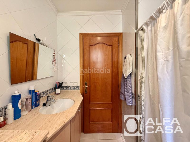 Foto ba9259d0-a5e9-4222-92b1-bec05f3e7ab6. Casa amb calefacció aparcament a Roca Grossa Lloret de Mar