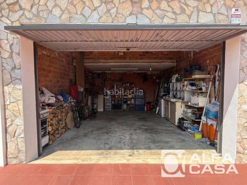Foto 0e7bbc50-7e04-4ce9-b9ec-9d38355bd3cd. Casa amb calefacció aparcament a Aiguaviva Parc Vidreres