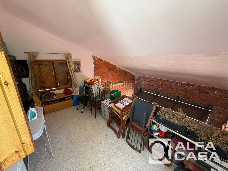 Foto 22e4cd56-7706-4295-881d-030026a3dbfb. Casa amb calefacció aparcament a Aiguaviva Parc Vidreres