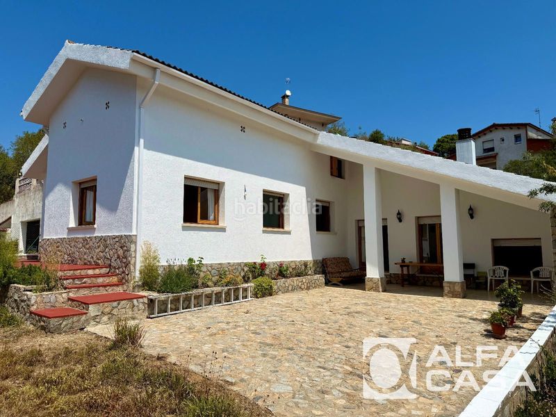 Foto e541f928-e6ce-4424-9350-2eea4c4cae72. Casa amb calefacció aparcament a Aiguaviva Parc Vidreres