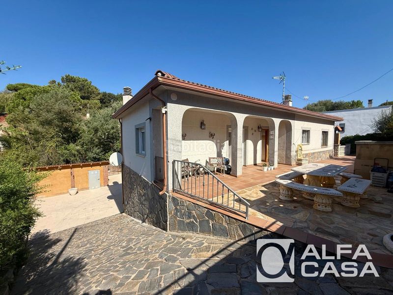 Foto 8b1d621c-a5ba-4493-b591-4a45d7799f8a. Casa amb calefacció piscina a Aiguaviva Parc Vidreres