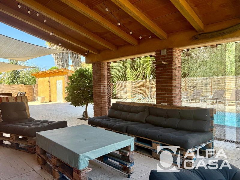 Foto 91a44d1e-c612-42b7-a786-b612654d218a. Casa amb calefacció piscina a Aiguaviva Parc Vidreres