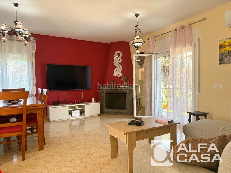 Foto f6ba7a01-3719-46e4-8ffa-67d6accc0a0b. Casa amb calefacció piscina a Aiguaviva Parc Vidreres