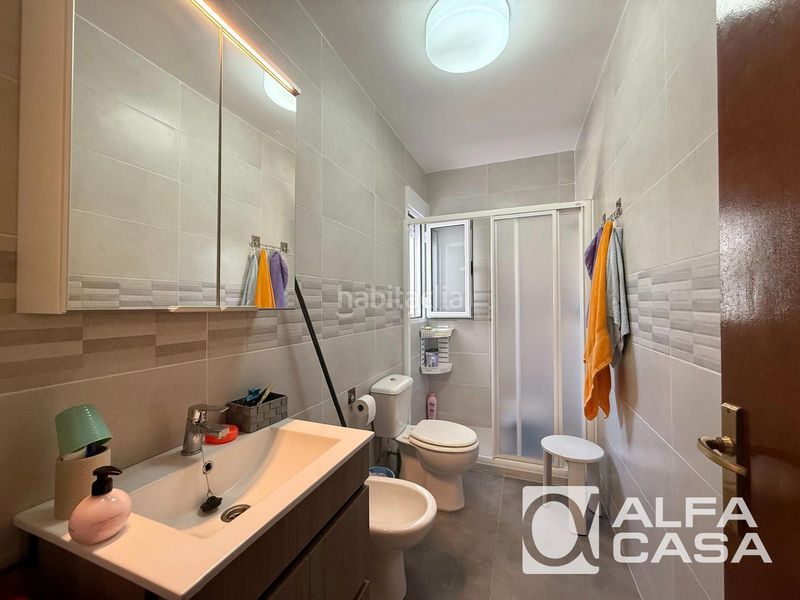 Foto 0cd8aec8-a1db-4a7d-bd88-628cd146cc65. Casa amb aparcament a Aiguaviva Parc Vidreres