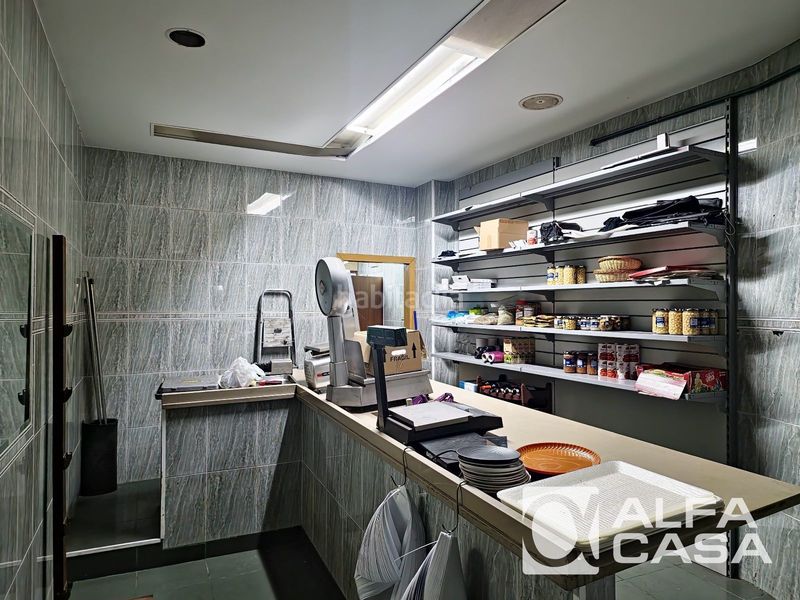 Foto 417f794c-fff9-42e9-931e-e4f9a928db28. Local comercial a Centre Lloret de Mar