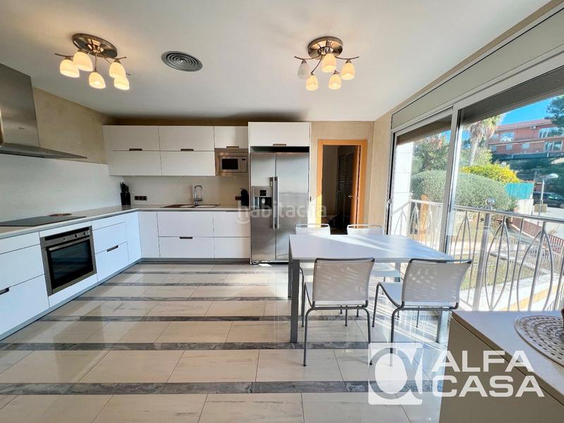 Foto e84e1cfe-6a72-42d1-be08-d7b426d6bd9a. Maison avec chauffage parking piscine dans Montgoda Lloret de Mar