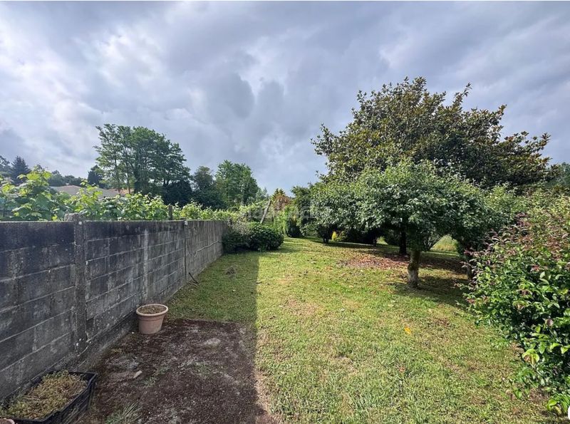 Foto 0cd91b1c-0f42-4104-98a9-986f58b2972d. Casa amb xemeneia calefacció aparcament a Parroquias de Santiago Santiago de Compostela